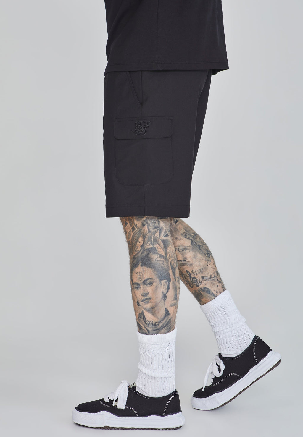 Pantalón corto de vuelo negro