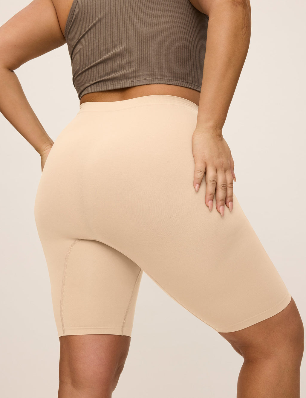 El Staple en color beige